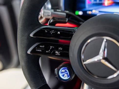 Used 2025 Mercedes-Benz AMG GT 63 S image 42