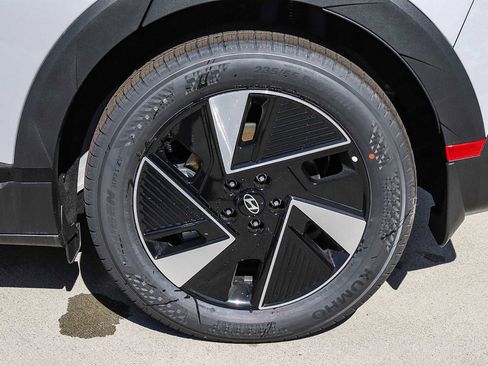 New 2026 Hyundai Ioniq 5 SEL image 11