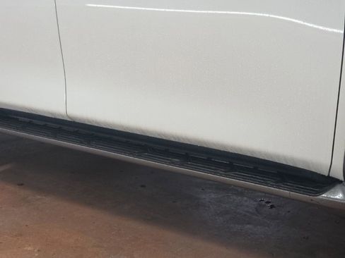 Used 2017 Nissan Armada SL image 9