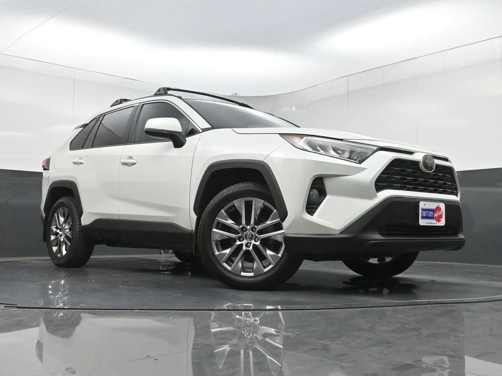Used 2021 Toyota RAV4 XLE Premium FWD image 24