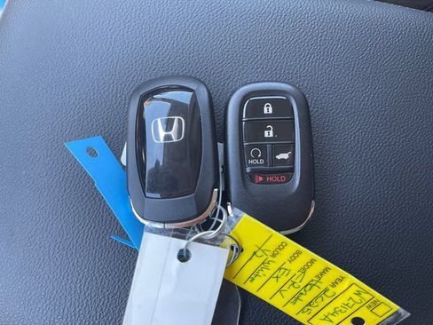 Certified 2025 Honda CR-V EX image 16