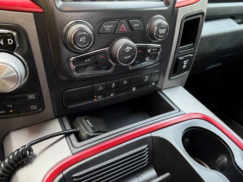 Used 2017 RAM 1500 Rebel AWD/4WD image 34