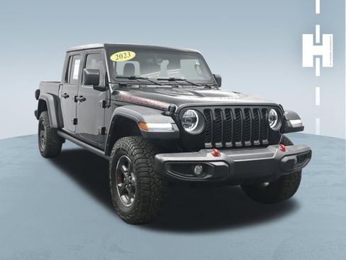 Used 2023 Jeep Gladiator Rubicon w/ LED Lighting Group AWD/4WD image 3