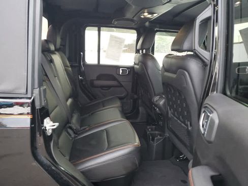 Used 2023 Jeep Gladiator Mojave w/ Cold Weather Group image 22