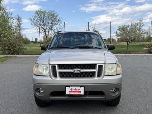 Used 2003 Ford Explorer Sport Trac XLT RWD image 9