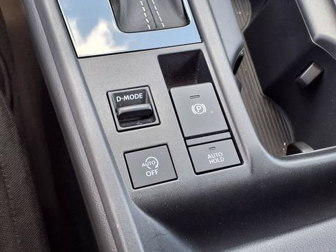 Used 2026 Nissan Sentra SV w/ SV Convenience Package FWD image 27