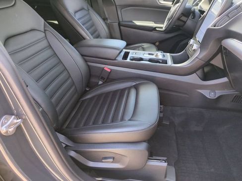 Used 2021 Ford Edge SEL w/ Convenience Package AWD/4WD image 18