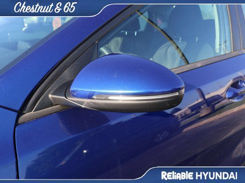 Used 2023 Kia Forte LXS w/ LXS Technology Package FWD image 13