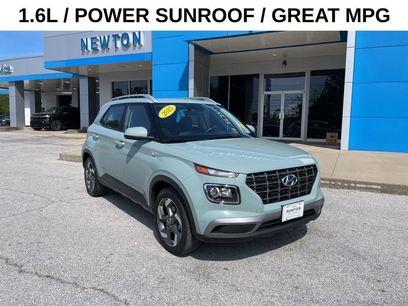 Used 2025 Hyundai Venue SEL