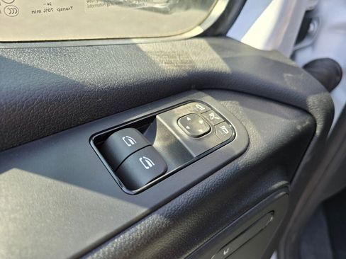 New 2025 Mercedes-Benz Sprinter 2500 image 17
