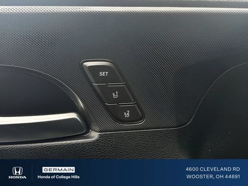 Used 2021 Hyundai Santa Fe Limited AWD/4WD image 15