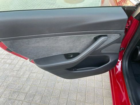 Used 2018 Tesla Model 3 Long Range RWD image 31