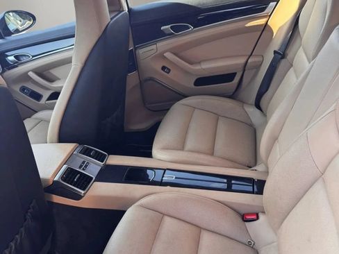 Used 2015 Porsche Panamera 4 AWD/4WD image 10