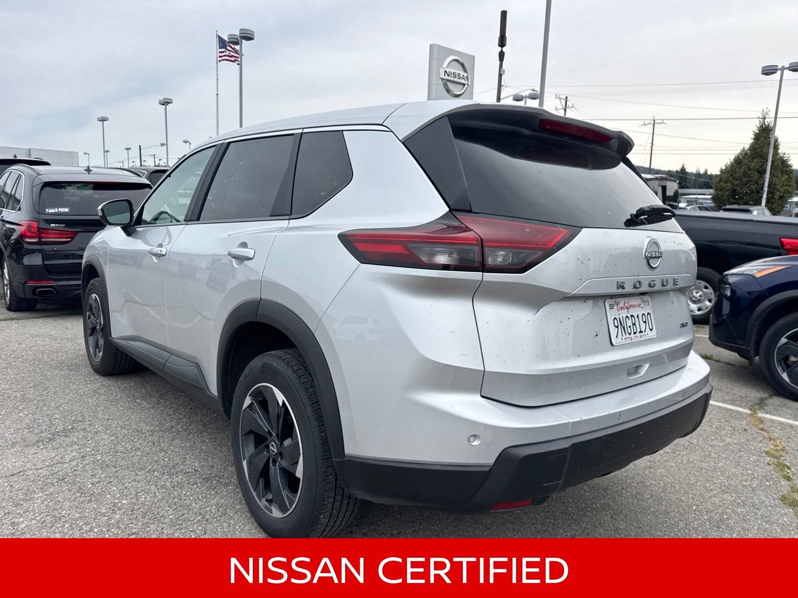 Certified 2025 Nissan Rogue SV AWD/4WD image 11