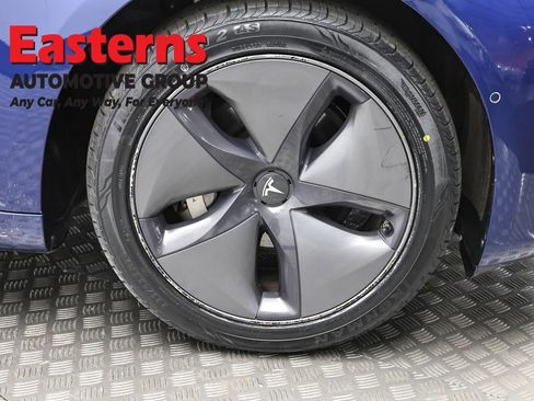 Used 2019 Tesla Model 3 Standard Range image 25
