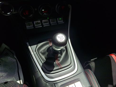 Used 2022 Subaru BRZ Limited RWD image 14