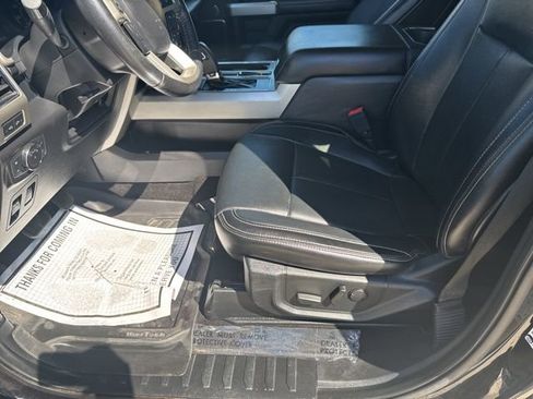 Used 2019 Ford F150 Lariat image 12