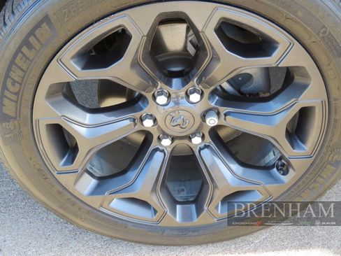 Used 2021 RAM 1500 Limited w/ Night Edition image 10