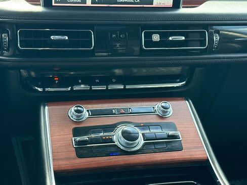 Certified 2023 Lincoln Aviator Reserve w/ Equipment Group 201A AWD/4WD image 20