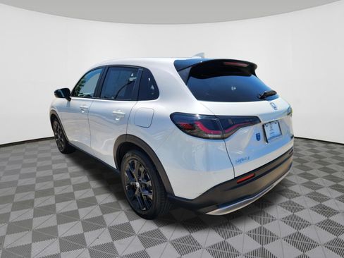 Certified 2024 Honda HR-V Sport image 3