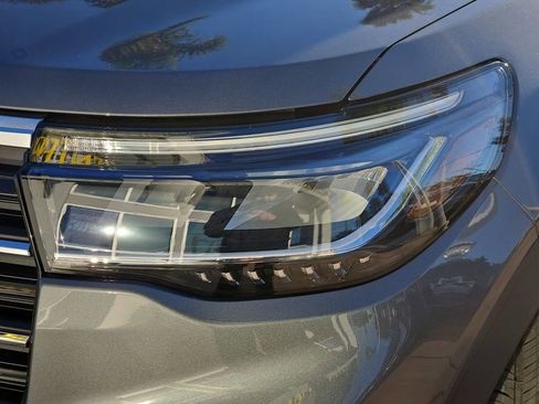 New 2026 Ford Explorer Active image 34