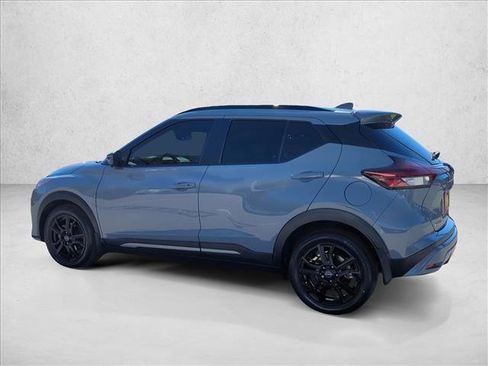 Used 2024 Nissan Kicks SR w/ SR Premium Package image 8