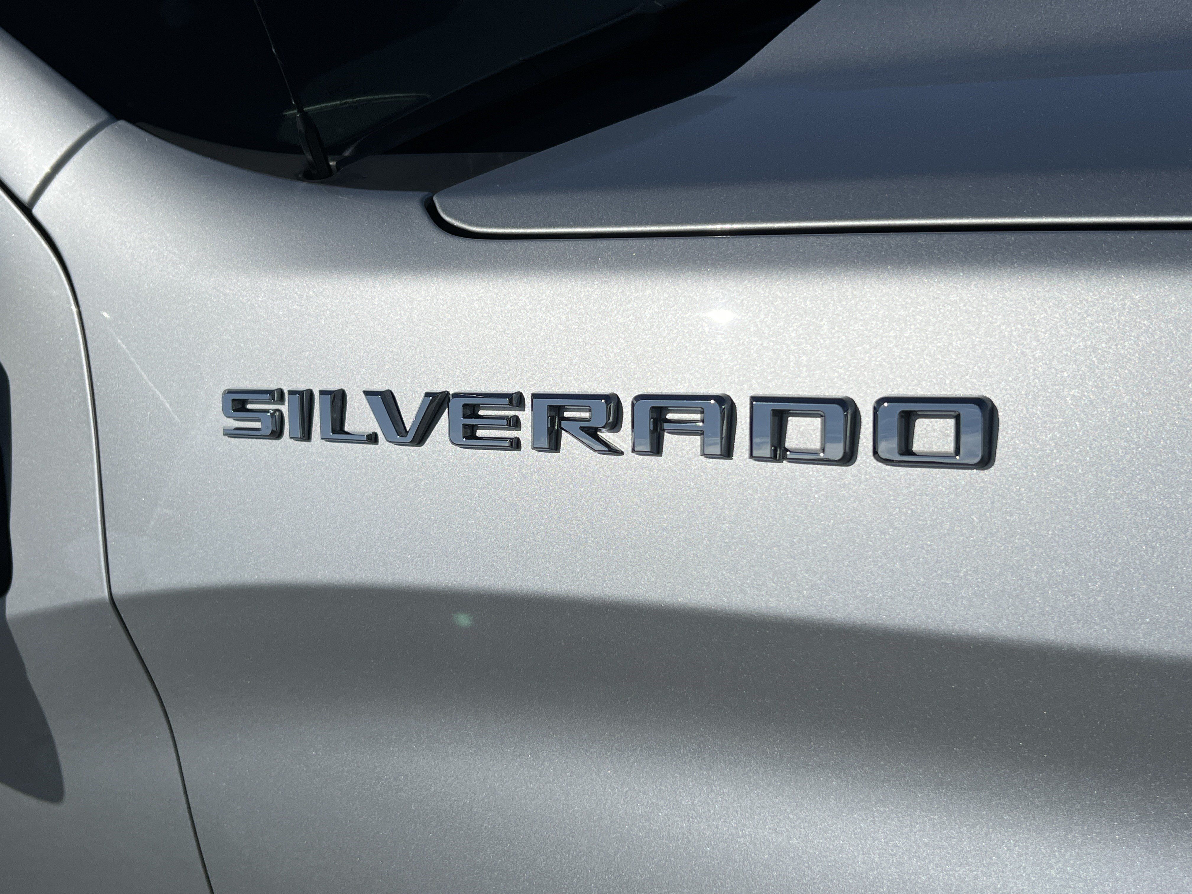 Used 2020 Chevrolet Silverado 1500 LT w/ All-Star Edition AWD/4WD image 9