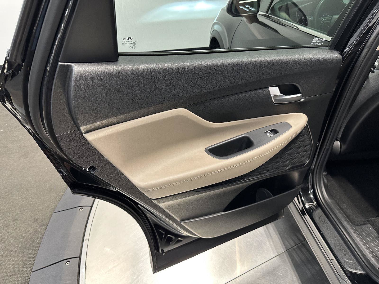 Certified 2023 Hyundai Santa Fe SE AWD/4WD image 21