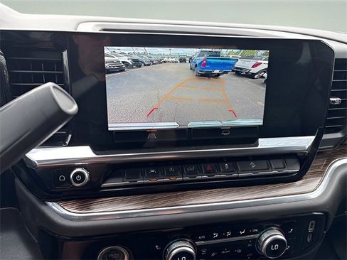 Used 2024 GMC Sierra 1500 Elevation image 14