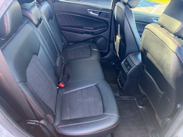 Used 2021 Ford Edge ST-Line AWD/4WD image 17