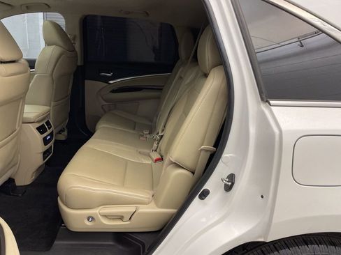 Used 2018 Acura MDX FWD image 19
