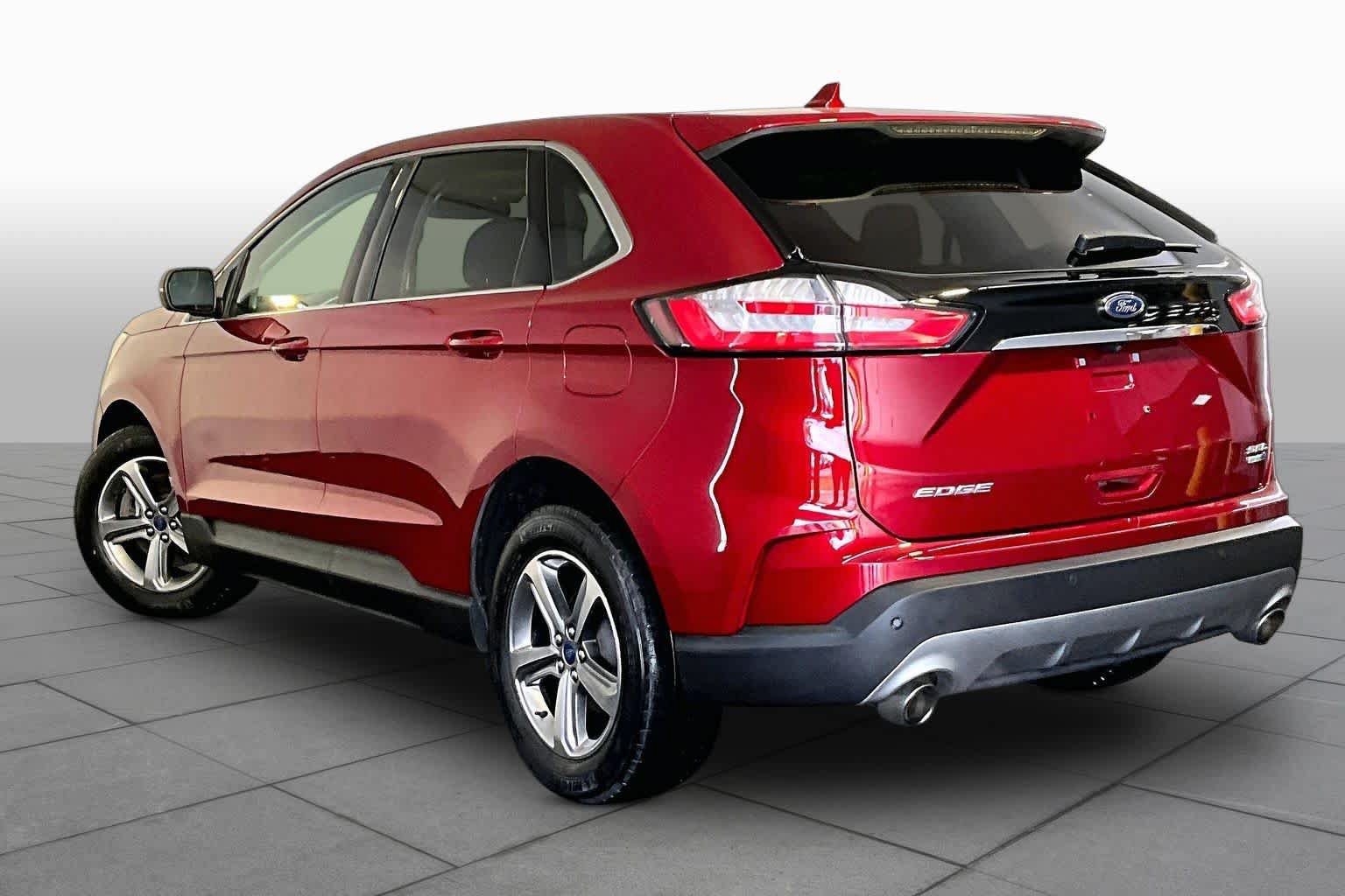 Used 2019 Ford Edge SEL w/ Equipment Group 201A AWD/4WD image 12
