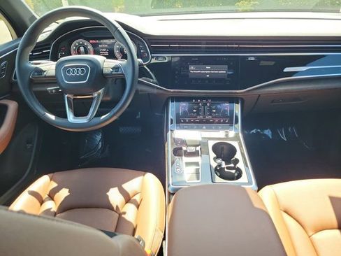 Certified 2025 Audi Q7 2.0T Premium Plus w/ Premium Plus Package image 2
