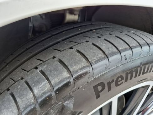 Used 2024 Mercedes-Benz GLS 580 4MATIC image 17