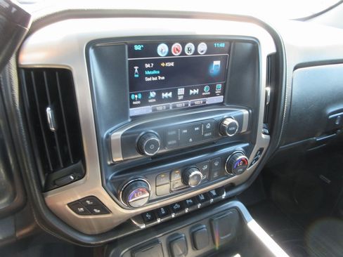 Used 2018 GMC Sierra 3500 Denali w/ Duramax Plus Package image 28