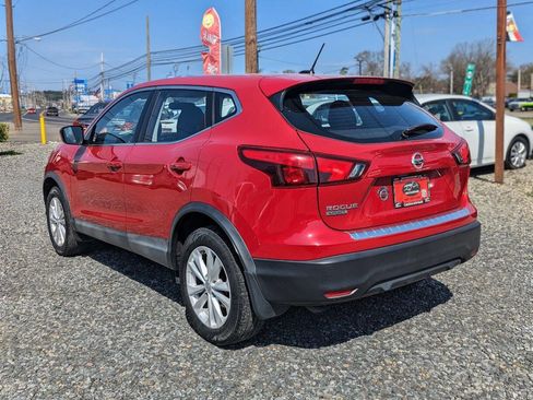 Used 2018 Nissan Rogue Sport S w/ S Appearance Package image 4