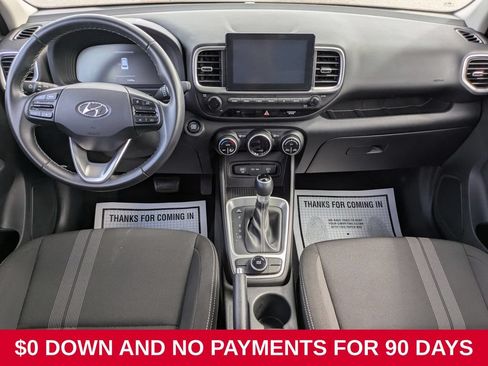 Used 2025 Hyundai Venue SEL FWD image 24