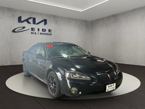 Used 2007 Pontiac Grand Prix w/ Sport Package FWD image 1