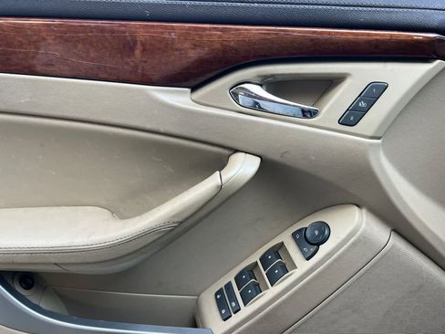 Used 2010 Cadillac CTS Premium image 15