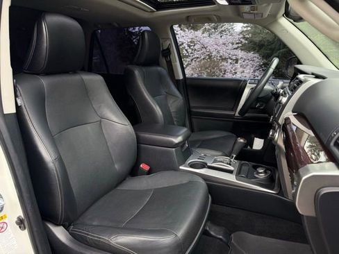 Used 2017 Toyota 4Runner Limited image 12