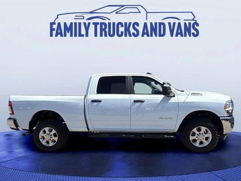 Used 2023 RAM 2500 Big Horn w/ Level 1 Equipment Group AWD/4WD image 6