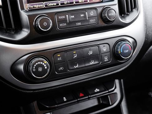 Used 2016 Chevrolet Colorado LT w/ LT Convenience Package image 22