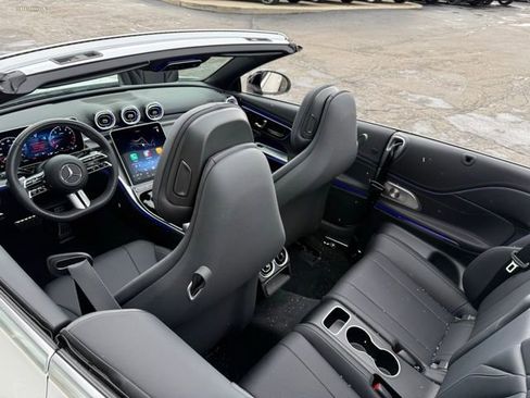 Certified 2024 Mercedes-Benz CLE 300 4MATIC Cabriolet w/ Night Package image 9
