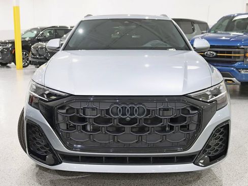 Used 2025 Audi Q8 Prestige AWD/4WD image 8