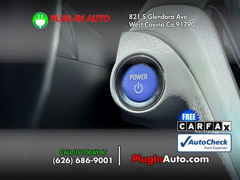 Used 2018 Chevrolet Bolt LT FWD image 21