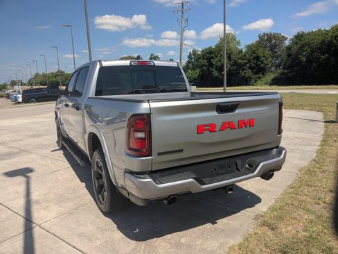 Used 2025 RAM 1500 Big Horn RWD image 5