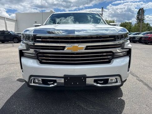 Used 2020 Chevrolet Silverado 1500 High Country w/ Technology Package AWD/4WD image 8