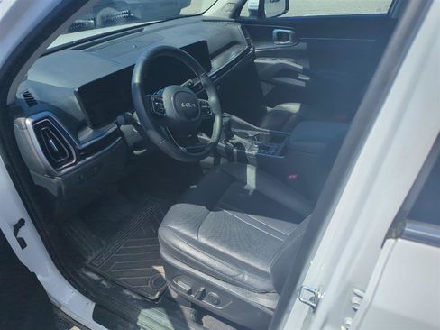 Used 2025 Kia Sorento S w/ Panoramic Sunroof Package AWD/4WD image 7