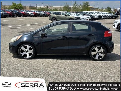 Used 2012 Kia Rio SX FWD image 2