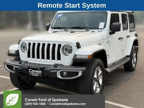 Used 2019 Jeep Wrangler Unlimited Sahara AWD/4WD image 5